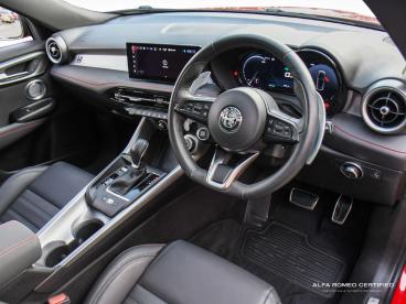 ALFA ROMEO CERTIFIED Alfa Romeo Tonale 1.5 Vgt Mhev Tributo Italiano Dct Euro 6 5dr Used Car - Suv Hybrid Red - Nuneaton - 575677_4