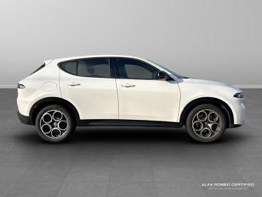 ALFA ROMEO CERTIFIED Alfa Romeo Tonale 1.5 Vgt Mhev Sprint Dct Euro 6 5dr Used Car - Suv Hybrid White - Slough - 575931_2