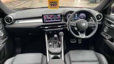 SPOTICAR Alfa Romeo Tonale 1.5 Vgt Mhev Tributo Italiano Dct Euro 6 5dr Used Car - Suv Hybrid Black - Liverpool - 1200576416_4