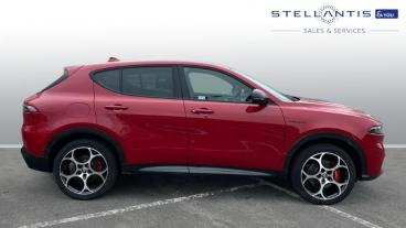 SPOTICAR Alfa Romeo Tonale 1.3 Vgt 15.5kwh Veloce Auto Q4 Awd Euro 6 5dr Used Car - Suv Plug-in Hybrid Red - Newport - 1200580861_2