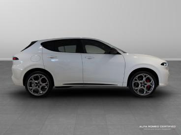 ALFA ROMEO CERTIFIED Alfa Romeo Tonale 1.3 Vgt 15.5kwh Tributo Italiano Auto Q4 Awd Euro Used Car - Suv Plug-in Hybrid White - Slough - 581432_2