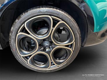 ALFA ROMEO CERTIFIED Alfa Romeo Tonale  Used Car - Suv Hybrid Green - Slough - 581434_5