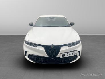 ALFA ROMEO CERTIFIED Alfa Romeo Tonale 1.5 Vgt Mhev Sprint Dct Euro 6 5dr Used Car - Suv Hybrid White - Kidlington - 582452_2
