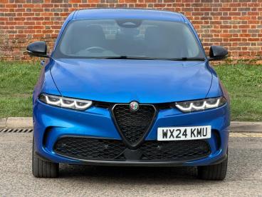 ALFA ROMEO CERTIFIED Alfa Romeo Tonale 1.5 Vgt Mhev Veloce Dct Euro 6 5dr Used Car - Suv Hybrid Blue - Hemel Hempstead - 583076_2