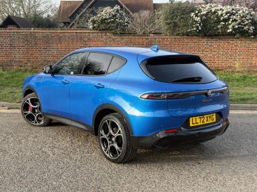 ALFA ROMEO CERTIFIED Alfa Romeo Tonale 1.5 Vgt Mhev Speciale Dct Euro 6 5dr Used Car - Suv Hybrid Blue - Hemel Hempstead - 589674_4