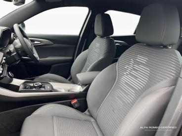 ALFA ROMEO CERTIFIED Alfa Romeo Tonale 1.5 Vgt Mhev Sprint Dct Euro 6 5dr Used Car - Suv Hybrid Black - Colchester - 591698_2