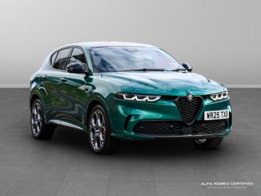 ALFA ROMEO CERTIFIED Alfa Romeo Tonale 1.5 Vgt Mhev Tributo Italiano Dct Euro 6 5dr Used Car - Suv Hybrid Green - Nuneaton - 594657_1