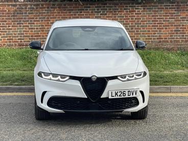 ALFA ROMEO CERTIFIED Alfa Romeo Tonale 1.5 Vgt Mhev Veloce Dct Euro 6 5dr Used Car - Suv Hybrid  - Hemel Hempstead - 595574_2