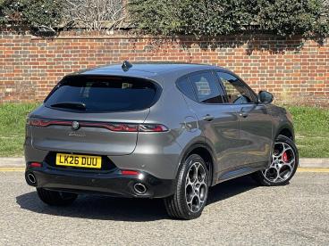 ALFA ROMEO CERTIFIED Alfa Romeo Tonale 1.3 Vgt 15.5kwh Veloce Auto Q4 Awd Euro 6 5dr Used Car - Suv Plug-in Hybrid  - Hemel Hempstead - 595575_2