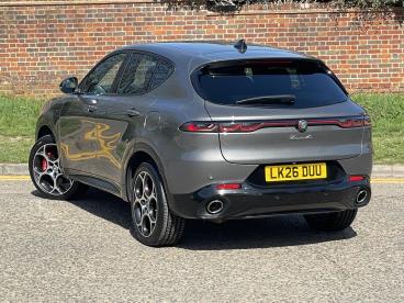 ALFA ROMEO CERTIFIED Alfa Romeo Tonale 1.3 Vgt 15.5kwh Veloce Auto Q4 Awd Euro 6 5dr Used Car - Suv Plug-in Hybrid  - Hemel Hempstead - 595575_5