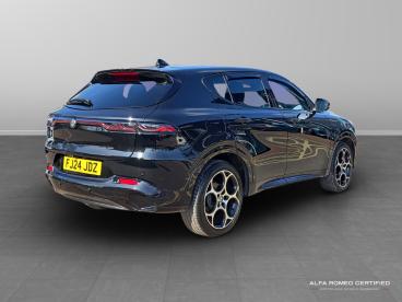 ALFA ROMEO CERTIFIED Alfa Romeo Tonale 1.5 Vgt Mhev Veloce Dct Euro 6 5dr Used Car - Suv Hybrid Black - Leicester - 599215_3