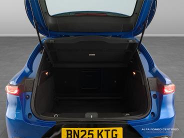 ALFA ROMEO CERTIFIED Alfa Romeo Tonale 1.5 Vgt Mhev Sprint Dct Euro 6 5dr Used Car - Suv Hybrid Blue - Birmingham - 601374_5