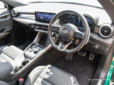 ALFA ROMEO CERTIFIED Alfa Romeo Tonale 1.5 Vgt Mhev Veloce Dct Euro 6 5dr Used Car - Suv Hybrid Green - Nuneaton - 602584_3