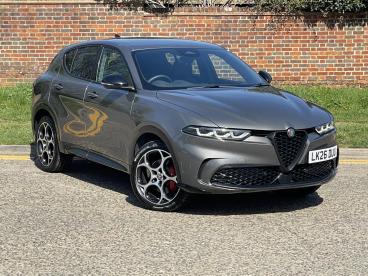 ALFA ROMEO CERTIFIED Alfa Romeo Tonale 1.3 Vgt 15.5kwh Veloce Auto Q4 Awd Euro 6 5dr Used Car - Suv Plug-in Hybrid  - Hemel Hempstead - 604254_1