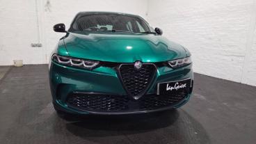 SPOTICAR Alfa Romeo Tonale 1.5 Vgt Mhev Veloce Dct Euro 6 5dr Used Car - Suv Hybrid Green - Falkirk - 1200604880_2