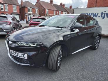 SPOTICAR Alfa Romeo Tonale 1.5 Vgt Mhev Ti Dct Euro 6 5dr Used Car - Suv Hybrid Black - Telford - 1200607546_5