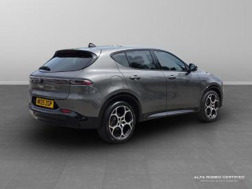 ALFA ROMEO CERTIFIED Alfa Romeo Tonale 1.5 Vgt Mhev Veloce Dct Euro 6 5dr Used Car - Suv Hybrid Grey - Leicester - 608911_3