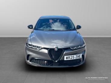 ALFA ROMEO CERTIFIED Alfa Romeo Tonale 1.5 Vgt Mhev Veloce Dct Euro 6 5dr Used Car - Suv Hybrid Grey - Kidlington - 609503_2