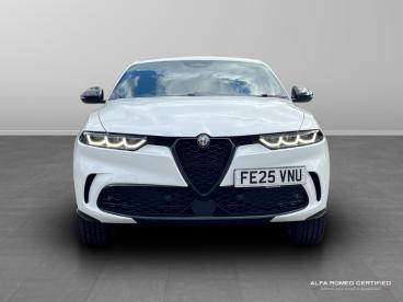 ALFA ROMEO CERTIFIED Alfa Romeo Tonale 1.3 Vgt 15.5kwh Veloce Auto Q4 Awd Euro 6 5dr Used Car - Suv Plug-in Hybrid White - Kidlington - 613474_2