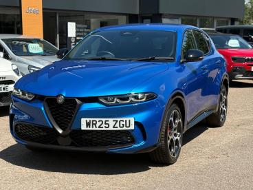 SPOTICAR Alfa Romeo Tonale 1.5 Vgt Mhev Veloce Dct Euro 6 5dr Used Car - Suv Hybrid Blue - Leicester - 1200614617_3
