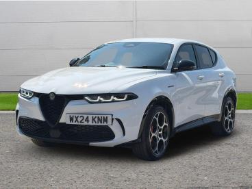 SPOTICAR Alfa Romeo Tonale 1.5 Vgt Mhev Veloce Dct Euro 6 5dr Used Car - Suv Hybrid White - Selby - 1200614837_3
