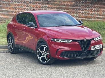 ALFA ROMEO CERTIFIED Alfa Romeo Tonale 1.5 Vgt Mhev Veloce Dct Euro 6 5dr Used Car - Suv Hybrid Red - Hemel Hempstead - 615001_1