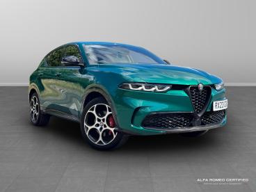 ALFA ROMEO CERTIFIED Alfa Romeo Tonale 1.3 Vgt 15.5kwh Veloce Auto Q4 Awd Euro 6 5dr Used Car - Suv Plug-in Hybrid Green - Kidlington - 616426_1