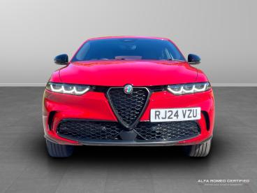 ALFA ROMEO CERTIFIED Alfa Romeo Tonale  Used Car - Suv Plug-in Hybrid Red - Kidlington - 616427_2
