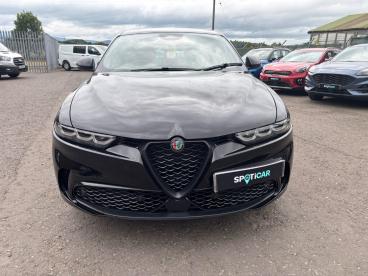 SPOTICAR Alfa Romeo Tonale 1.5 Vgt Mhev Veloce Dct Euro 6 5dr Used Car - Suv Hybrid Black - Forfar - 1200616635_2