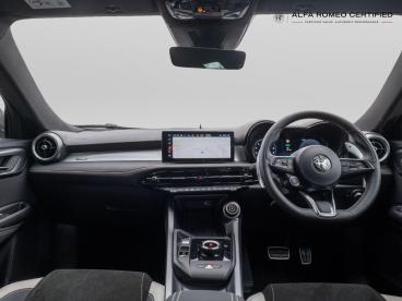 ALFA ROMEO CERTIFIED Alfa Romeo Tonale 1.5 Vgt Mhev Sport Speciale Dct Auto Euro 6 5dr Used Car - Suv Hybrid Red - Nuneaton - 618668_5