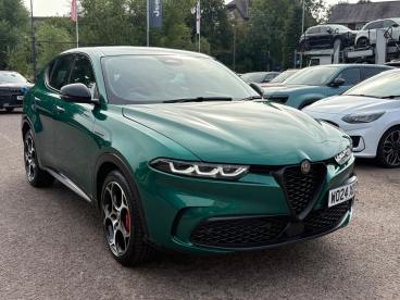 SPOTICAR Alfa Romeo Tonale 1.5 Vgt Mhev Veloce Dct Euro 6 5dr Used Car - Suv Hybrid Green - Leicester - 1200619863_1