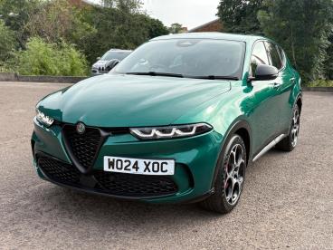 SPOTICAR Alfa Romeo Tonale 1.5 Vgt Mhev Veloce Dct Euro 6 5dr Used Car - Suv Hybrid Green - Leicester - 1200619863_3