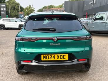 SPOTICAR Alfa Romeo Tonale 1.5 Vgt Mhev Veloce Dct Euro 6 5dr Used Car - Suv Hybrid Green - Leicester - 1200619863_5