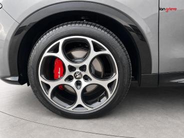 SPOTICAR Alfa Romeo Tonale 1.5 Vgt Mhev Veloce Dct Euro 6 5dr Used Car - Suv Hybrid Grey - Falkirk - 1200620695_5