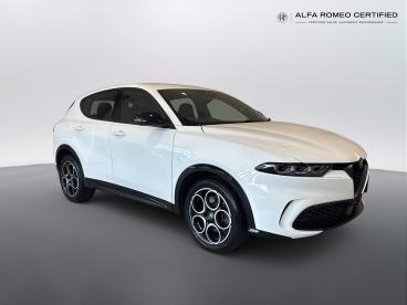 ALFA ROMEO CERTIFIED Alfa Romeo Tonale 1.5 Vgt Mhev Sprint Dct Euro 6 5dr Used Car - Suv Hybrid White - Chiswick - 621008_1