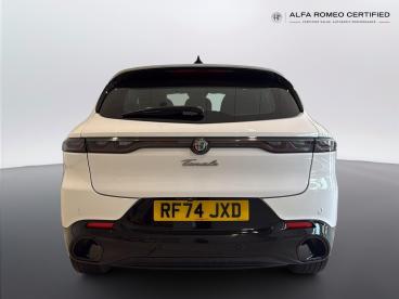 ALFA ROMEO CERTIFIED Alfa Romeo Tonale 1.5 Vgt Mhev Sprint Dct Euro 6 5dr Used Car - Suv Hybrid White - Chiswick - 621008_4