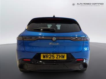 ALFA ROMEO CERTIFIED Alfa Romeo Tonale 1.5 Vgt Mhev Veloce Dct Euro 6 5dr Used Car - Suv Hybrid Blue - Chiswick - 621011_4
