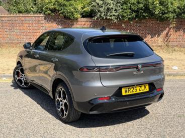 SPOTICAR Alfa Romeo Tonale 1.5 Vgt Mhev Veloce Dct Euro 6 5dr Used Car - Suv Hybrid Grey - Hemel Hempstead - 800622322_4