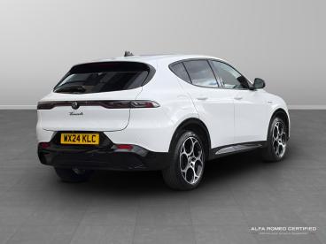 ALFA ROMEO CERTIFIED Alfa Romeo Tonale 1.5 Vgt Mhev Veloce Dct Euro 6 5dr Used Car - Suv Hybrid White - Slough - 622377_3