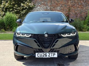 ALFA ROMEO CERTIFIED Alfa Romeo Tonale  Used Car - Suv Hybrid Green - Swansea - 623293_2