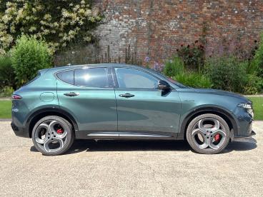 ALFA ROMEO CERTIFIED Alfa Romeo Tonale  Used Car - Suv Hybrid Green - Swansea - 623293_3