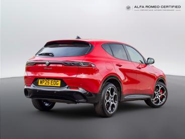 ALFA ROMEO CERTIFIED Alfa Romeo Tonale 1.5 Vgt Mhev Veloce Dct Euro 6 5dr Used Car - Suv Hybrid Red - Nuneaton - 624083_4