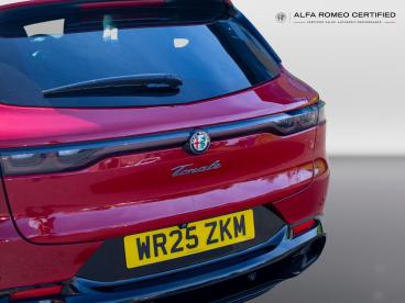 ALFA ROMEO CERTIFIED Alfa Romeo Tonale 1.5 Vgt Mhev Veloce Dct Euro 6 5dr Used Car - Suv Hybrid Red - Nuneaton - 624084_4