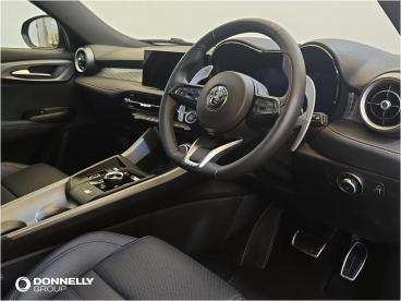 ALFA ROMEO CERTIFIED Alfa Romeo Tonale 1.5 Vgt Mhev Veloce Dct Euro 6 5dr Used Car - Suv Hybrid Black - Newtownabbey - 625409_4