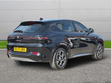 SPOTICAR Alfa Romeo Tonale 1.5 Vgt Mhev Ti Dct Euro 6 5dr Used Car - Suv Hybrid Black - Selby - 1200625695_5