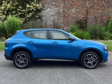 ALFA ROMEO CERTIFIED Alfa Romeo Tonale 1.5 Vgt Mhev Sprint Dct Euro 6 5dr Used Car - Suv Hybrid Blue - Swansea - 625864_3