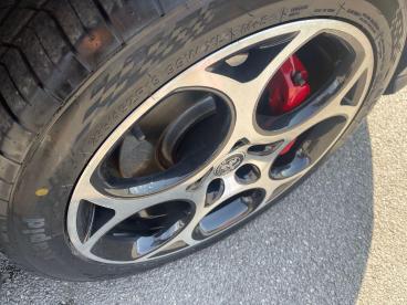 SPOTICAR Alfa Romeo Tonale 1.5 Vgt Mhev Sprint Dct Euro 6 5dr Used Car - Suv Hybrid Grey - Bridgend - 1200627215_4
