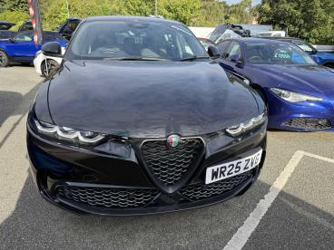 ALFA ROMEO CERTIFIED Alfa Romeo Tonale 1.5 Vgt Mhev Veloce Dct Euro 6 5dr Used Car - Suv Hybrid Black - Colwyn Bay - 628628_2