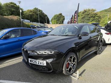 ALFA ROMEO CERTIFIED Alfa Romeo Tonale 1.5 Vgt Mhev Veloce Dct Euro 6 5dr Used Car - Suv Hybrid Black - Colwyn Bay - 628628_3