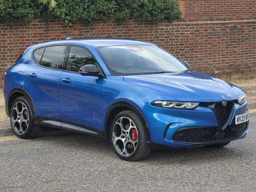 ALFA ROMEO CERTIFIED Alfa Romeo Tonale 1.5 Vgt Mhev Veloce Dct Euro 6 5dr Used Car - Suv Hybrid Blue - Hemel Hempstead - 630210_1